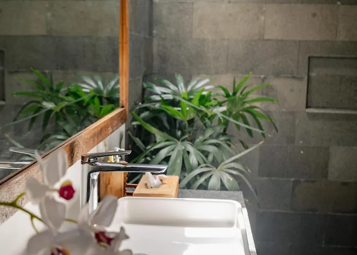 Bale Bali Batubelig By Arm Hospitality * Canggu